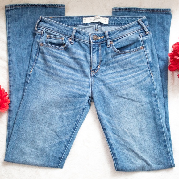 Abercrombie & Fitch Denim - Abercrombie and Fitch Medium Wash Jeans 25W